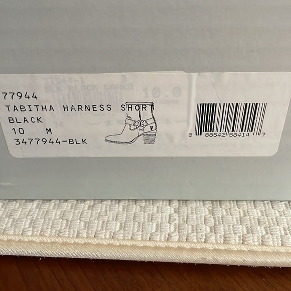 Frye booties, Tabitha harness short - Picture 8 of 8